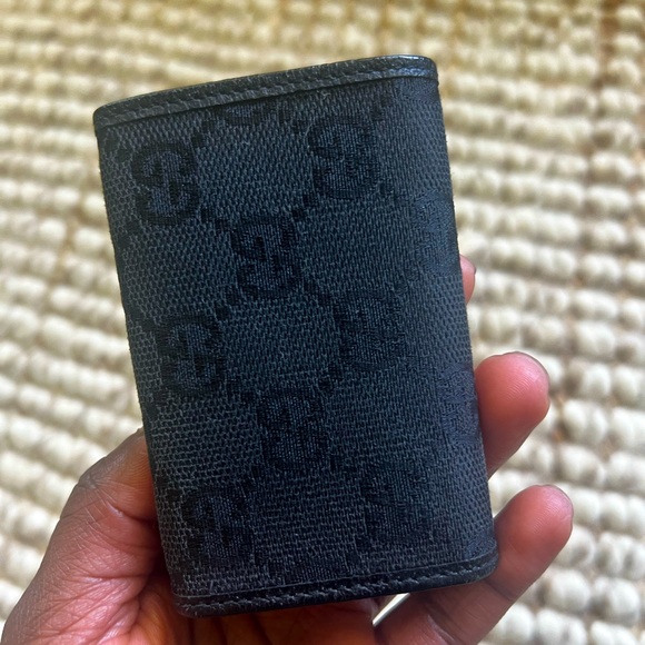 Gucci Handbags - Vintage Gucci keychain wallet